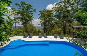 Mahalo Accomodation, Mapleton